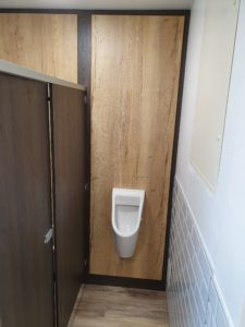 men's urinal